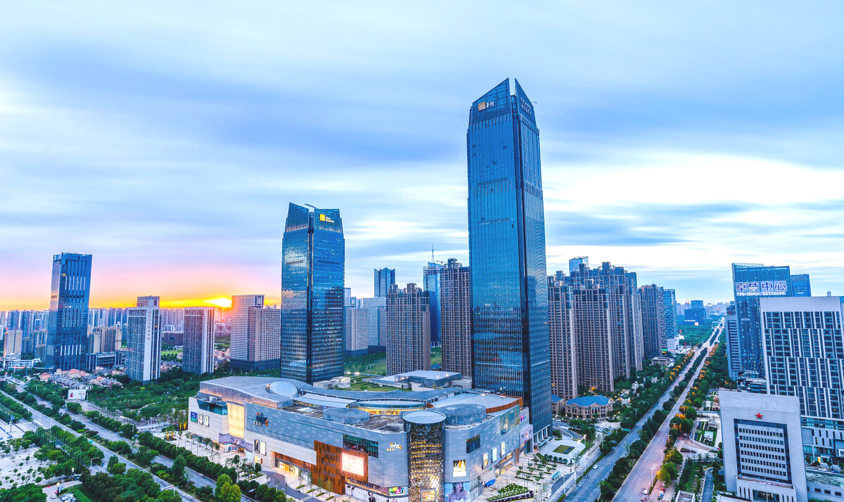 安徽16市最新排名：阜阳跻身四强，亳州六安入围前十